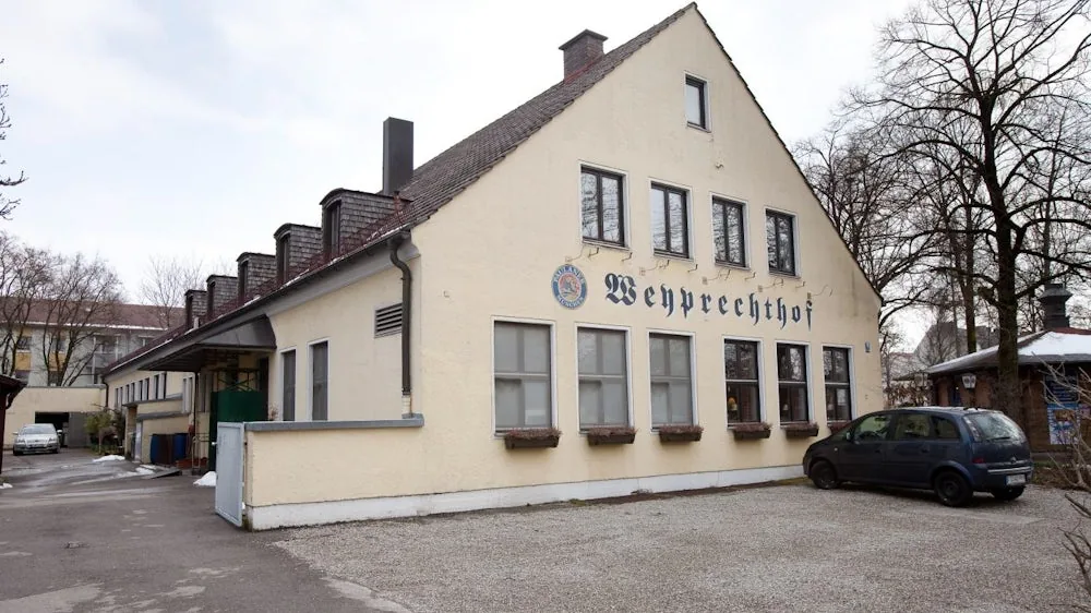 Weyprechthof